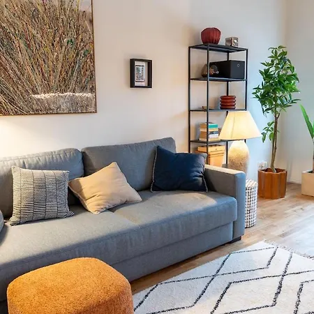 Lovingly Furnished In Center