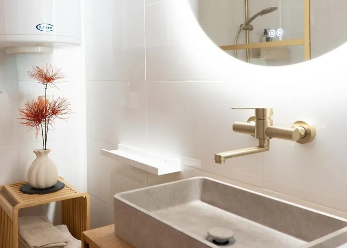 Lovingly Furnished In Center * グラーツ